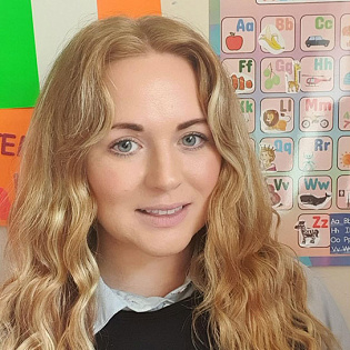 Niamh M. Niamh M.